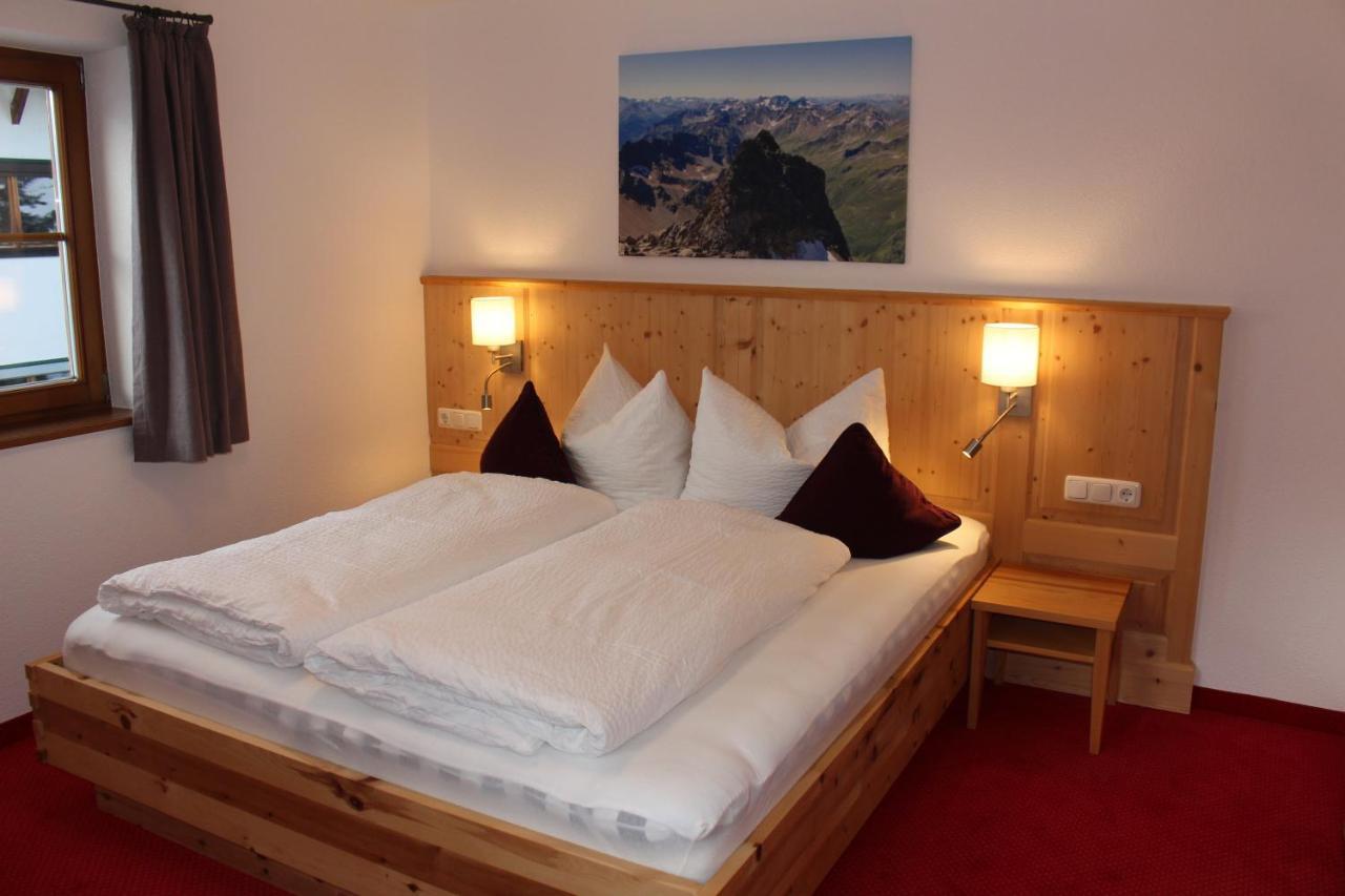 Landhaus Sonneck Pettneu am Arlberg Buitenkant foto