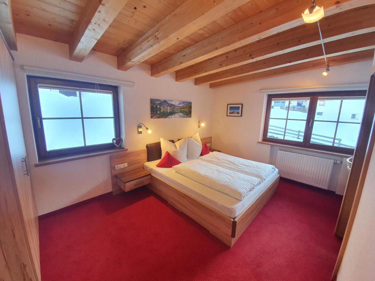 Landhaus Sonneck Pettneu am Arlberg Buitenkant foto