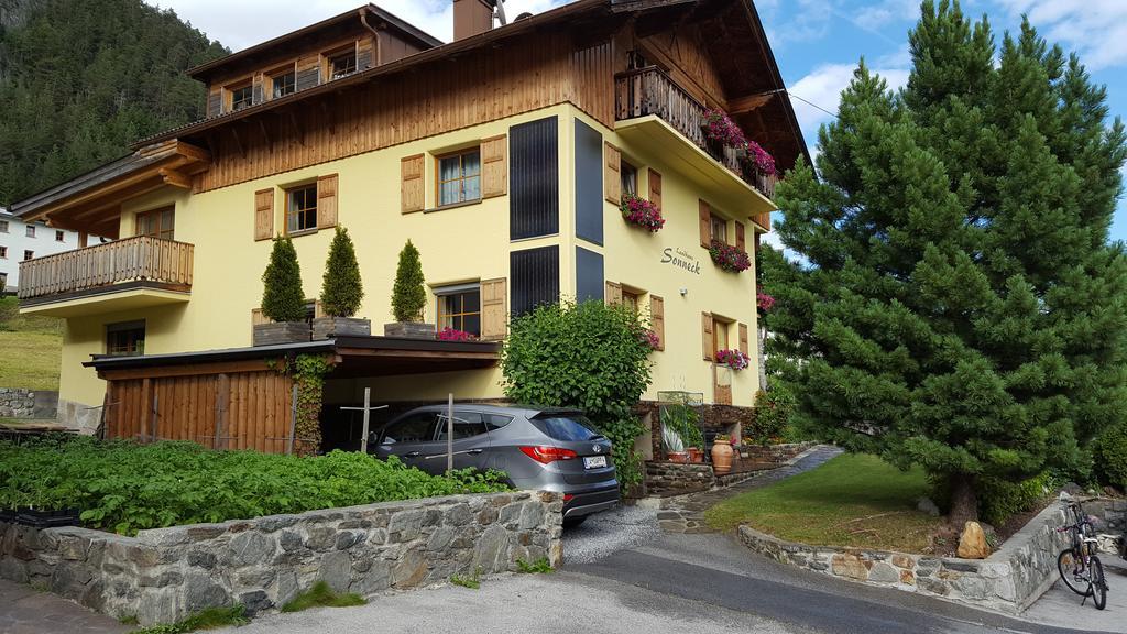 Landhaus Sonneck Pettneu am Arlberg Buitenkant foto